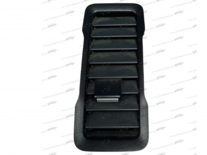 TKE  Műszerfal szellőzőrács Közép2